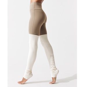 Alo Yoga Goddess Leggings